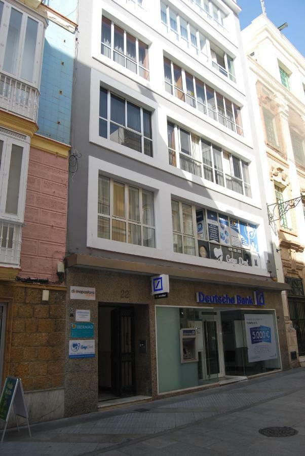 Apartamentos Ancha 22 By Cadiz Time ภายนอก รูปภาพ